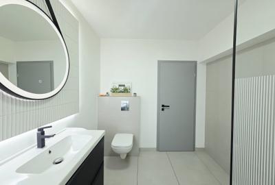 Apartament cu doua camere si terasa Mazepa str. Brailei renovat NOU - 12