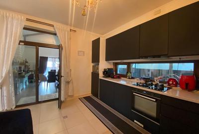 Refugiu elegant cu piscină privată în inima Iancu Nicolae - 9