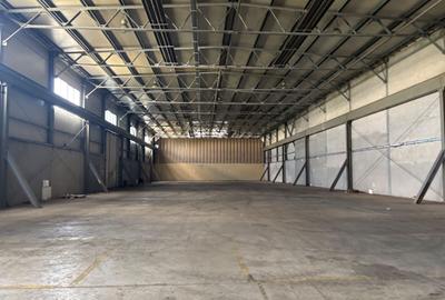 Depozit cu showroom de inchiriat de 1600 mp - 1