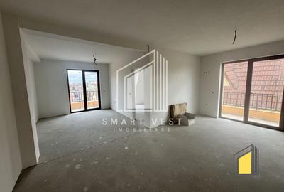 Apartament cu 3 camere decomandat în Sud