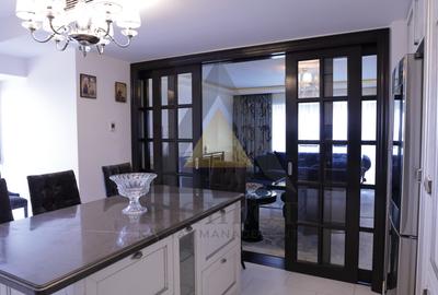 Apartament cu 5 camere decomandat, mobilat în Arcul de Triumf