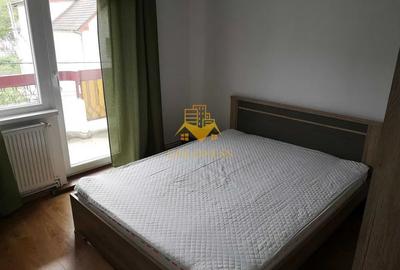 Apartament cu 3 camere decomandat, mobilat în Zorilor