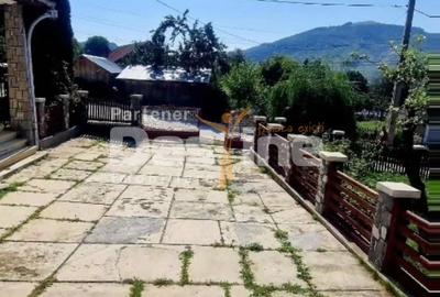 VAND CASA IN LOCALITATEA VALEA DOFTANEI - 3