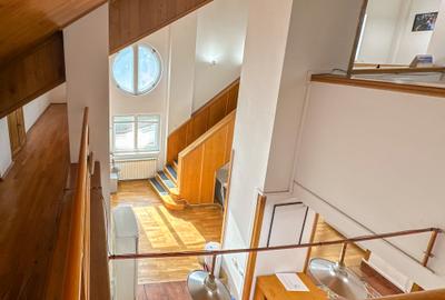 Apartament cu 6 camere semidecomandat în Primăverii
