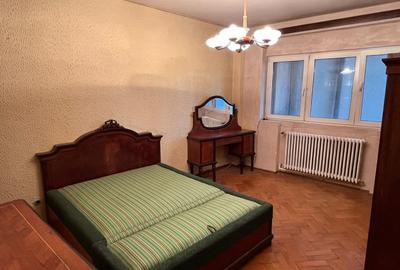 Apartament cu 2 camere nedecomandat în Sala Palatului