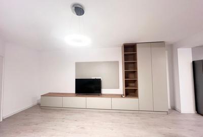 NOU / DEOSEBIT / SPATII GENEROASE - 10