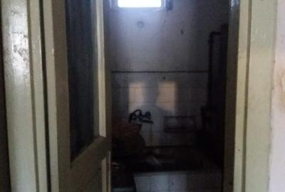Vanzare apartament 2 camere et 1, Trandafirilor - 8