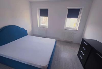 Ofer la vanzare 2 camere open space zona Coresi cu boxa si parcare - 9