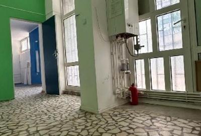 Spatiu comercial stradal cu vad excelent - 80 mp, str.Navelor, zona Faleza-Port - 13