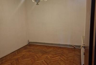 Otopeni-Casa ideala pentru Birouri/Cazere - Locuri de parcare - 5