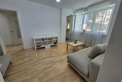 3 camere renovat, mobilat , balcon, str.Londra, loc parcare inclus - 5