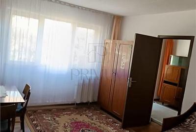 Apartament cu 2 camere semidecomandat, mobilat în Girocului
