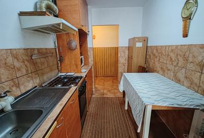 Apartament 3 camere liber la vanzare zona Astra - 11