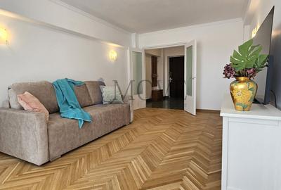 2 camere decomandate – Bulevardul Unirii nr. 8-Palatul Parlamentului - 12