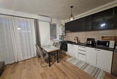 Apartament cu 3 camere decomandat, mobilat în Terezian