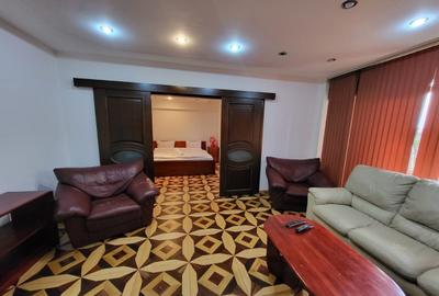 Apartament cu 3 camere semidecomandat, mobilat în Muncii