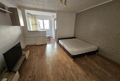 Garsoniera ( metrou Lujerului 400 m ) - 1