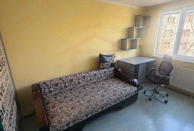Apartament cu 2 camere decomandat în Micro 19