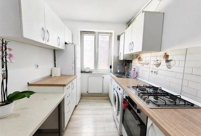 Apartament cu 2 camere decomandat, mobilat în Hipodrom 3