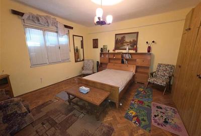 CASA DE VANZARE ZONA TABACOVICI - 2
