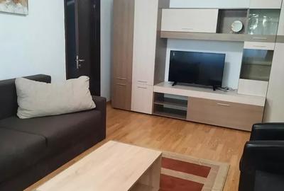 Apartament cu 2 camere semidecomandat, mobilat în Iancului