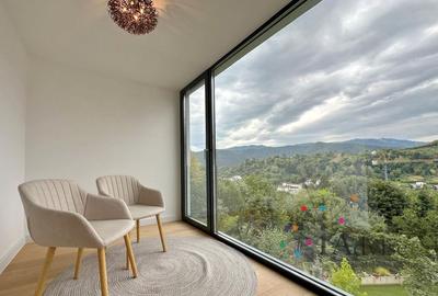 Apartament cu 3 camere decomandat, mobilat în Drumul Poienii