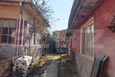 Casă individuală cu 3 camere în Semicentral