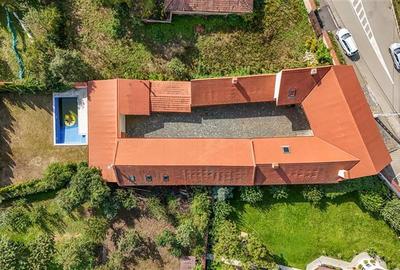 CASA SASEASCA 7 CAMERE CU MARE POTENTIAL TURISTIC IN CRISTIAN -  BRASOV - 3