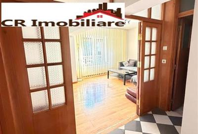 Apartament  4 camere Calea Calarasilor Centrala Imobil - 1