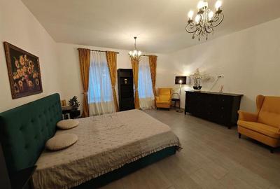 Apartament cu 2 camere semidecomandat, mobilat în Centrul Istoric