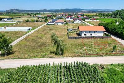 Teren Construcții intravilan de 400 mp, în Hărman