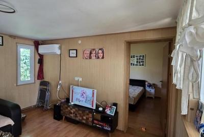 Casă individuală cu 3 camere în Central
