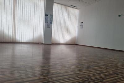 Birou, de 40 mp, în Ultracentral