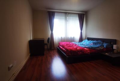 De inchiriat 3 camere - 8