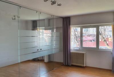 Alba Iulia, Mall Vitan, parter, ideal birou - 3