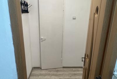 Garsonieră decomandată et.3/4, Bartolomeu - 7