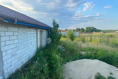 Casa Peris  zona Cocioc  (Nefinalizata) , langa terenul de Golf Bucharest - 11