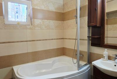 Vanzare 3 camere Metrou Universitate *Batistei * TNB - 12