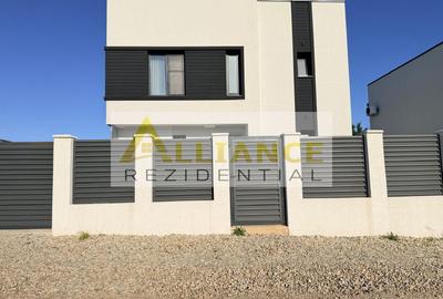 Casă individuală cu 4 camere decomandat în Berceni