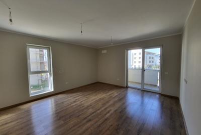 Apartament cu 2 camere decomandat în Girocului