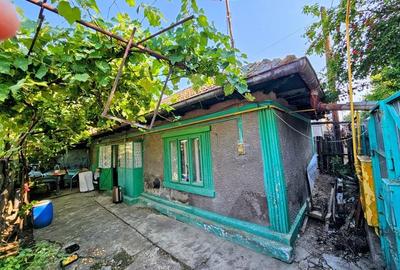 Teren 246 mp casa batraneasca, zona spital Judetean - Buzaului Radu Negru - 1