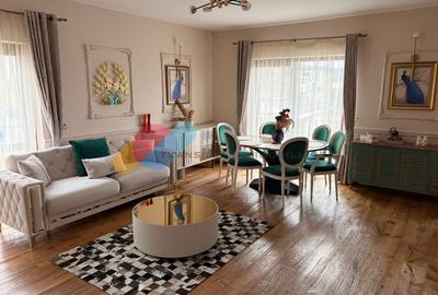 Penthouse cu 5 camere semidecomandat, mobilat în Gruia