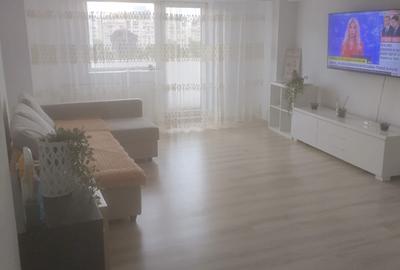 For Rent: Premium 4-Room Apartment | Unirii Square | Panoramic ViewWe - 12