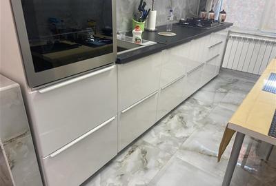 Apartament 2 camere , zona Gara , et 1 4 , renovat integral , mobilat modern - 3