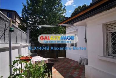 Casă cu 3 camere în Ștefan cel Mare