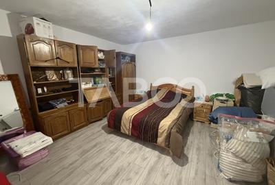 Casa cu potential de investite 8 camere 392 mpu teren 5724 m Gura Vaii - 9