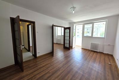 De vanzare 3 camere la Doamna Ghica, bloc reabilitat, decomandat - 2
