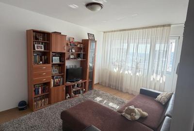 Apartament cu 3 camere decomandat, mobilat în Brazda lui Novac