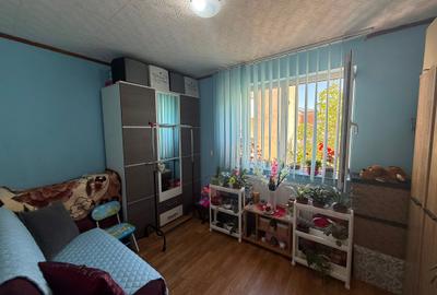 Apartament 3 camere-decomandat-bloc de caramida-zona Sc. Gen. Andrei Saguna - 8