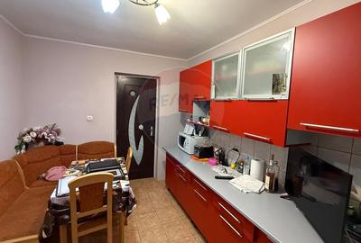 Casă / Vilă cu 5 camere - 7